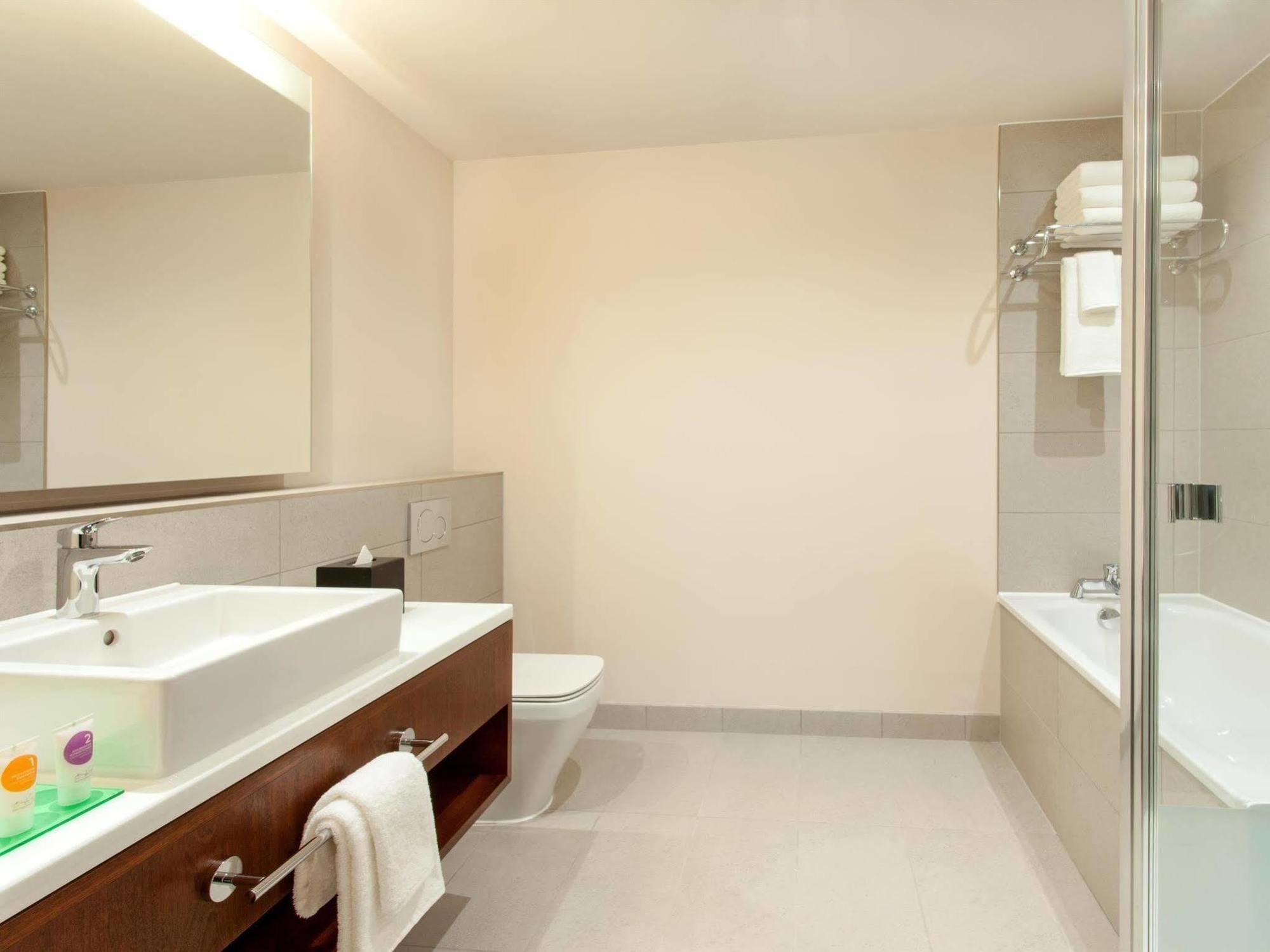 Hyatt Place West London Hayes Hayes  Eksteriør bilde